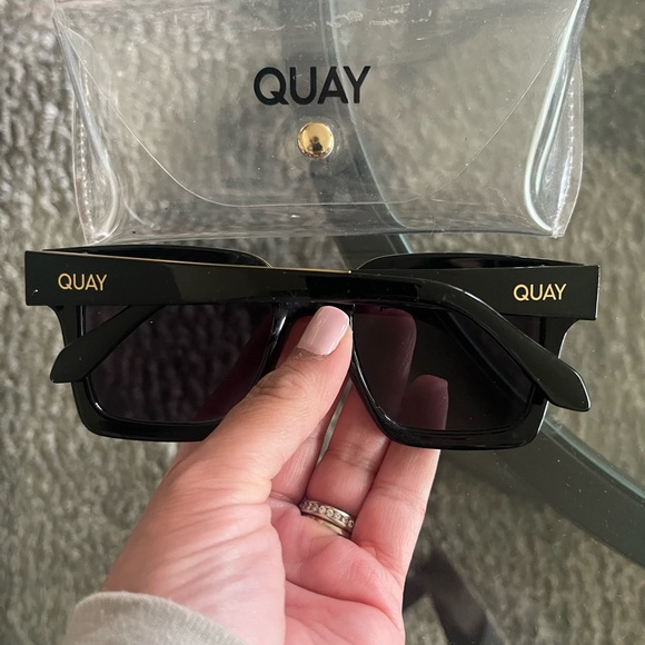 QUAY Sunglasses, excellent condition 🕶️ - Picture 3 of 4